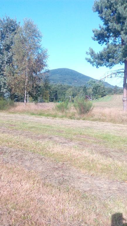 U Tří Koček Jablonne v Podjestedi Exterior foto